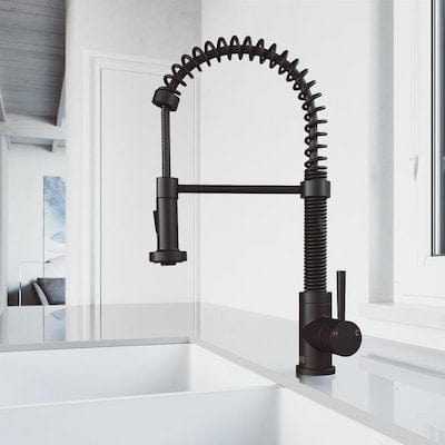 VIGO Edison 1-Handle Deck Mount Pull-Down Handle/Lever Commercial/Residential Kitchen Faucet