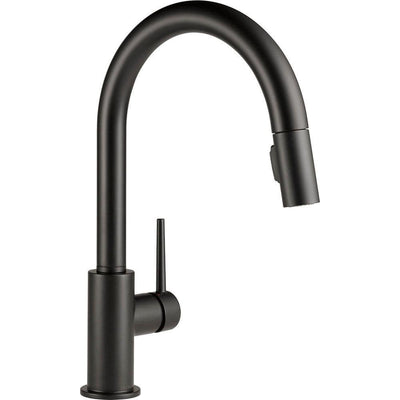 Trinsic Single-Handle Pull-Down Sprayer Kitchen Faucet with MagnaTite Docking in Matte Black - Super Arbor